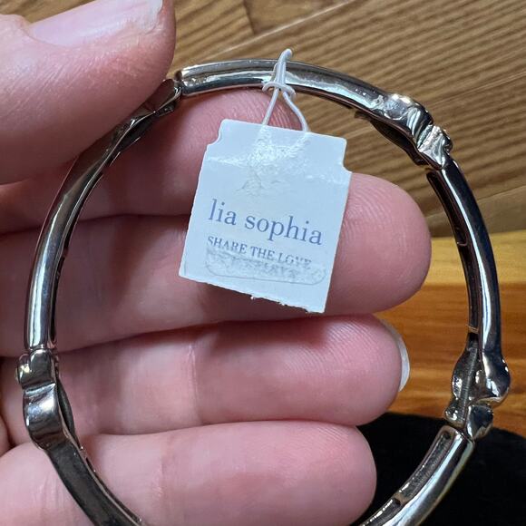 Lia Sophia Stretch Bracelet Rhinestone Bangle Layering Piece Silver Tone NEW - Picture 3 of 6